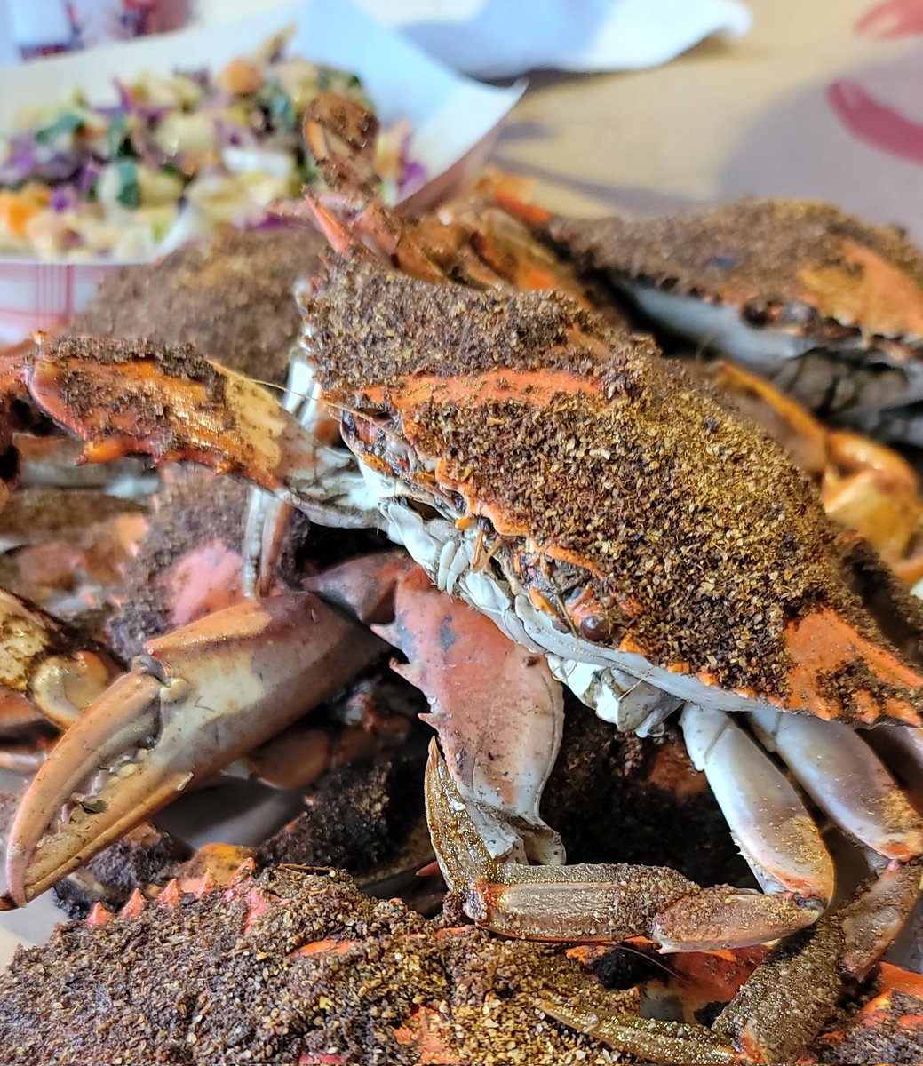 chesapeakewdc's tweet photo. In town? Join us for 🦀 &amp; 🍻 today from 1-8PM‼️ #LaborDay https://t.co/dcQqMXJqwa