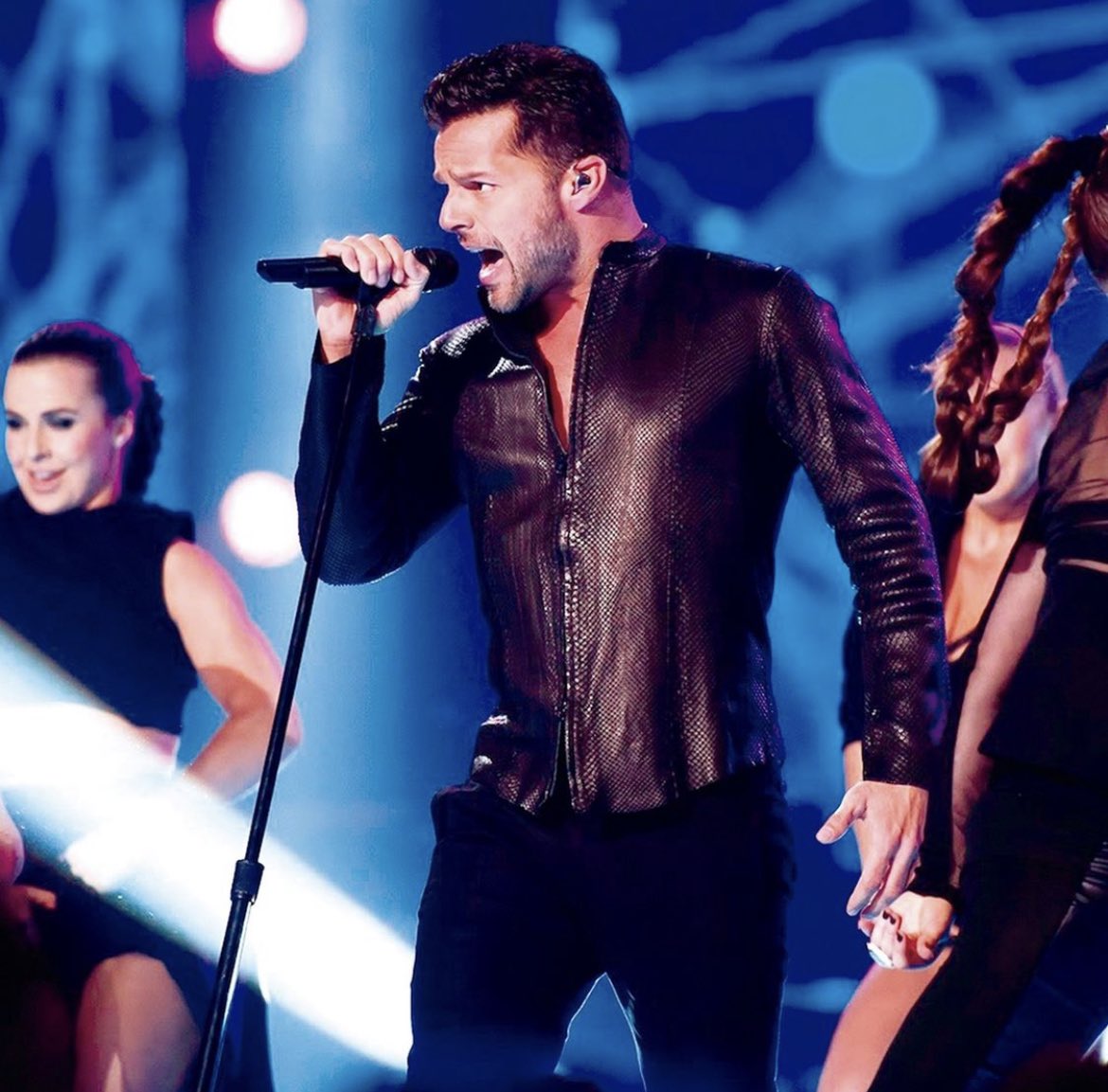 AHETA1's tweet photo. Grandes artistas se han presentado en #Acapulco.
¿Cuál ha sido tu concierto favorito?
Fotos: Forum Mundo Imperial
#RickyMartin #Chayan #Arjona #MarcoAntonioSolis https://t.co/kIyToT31Oj