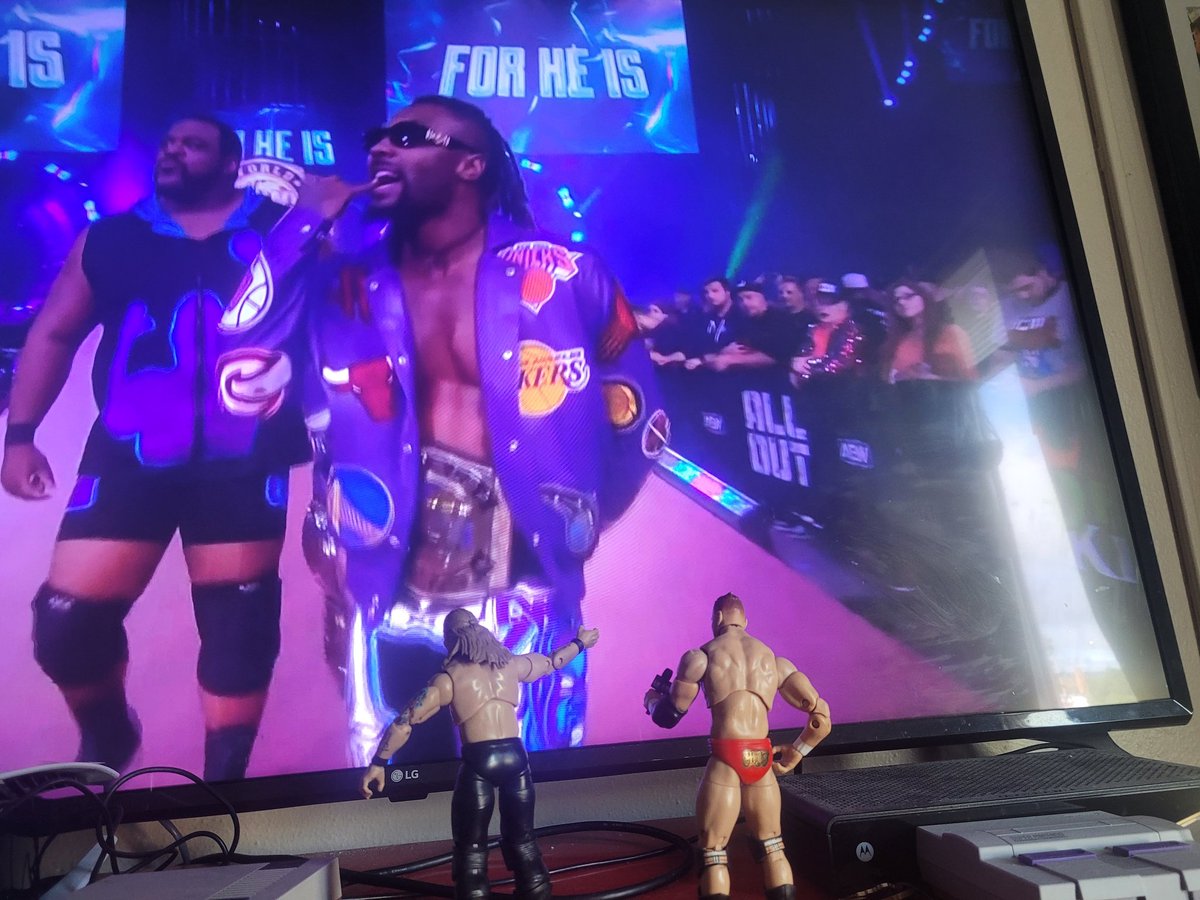 kalel7533's tweet photo. @RingsideC @thunderrosa22 @CMPunk @AEWbyJazwares @AEWonTV @AEW @Jazwares #AEW #RSCALLOUT https://t.co/GirzFSQqGM