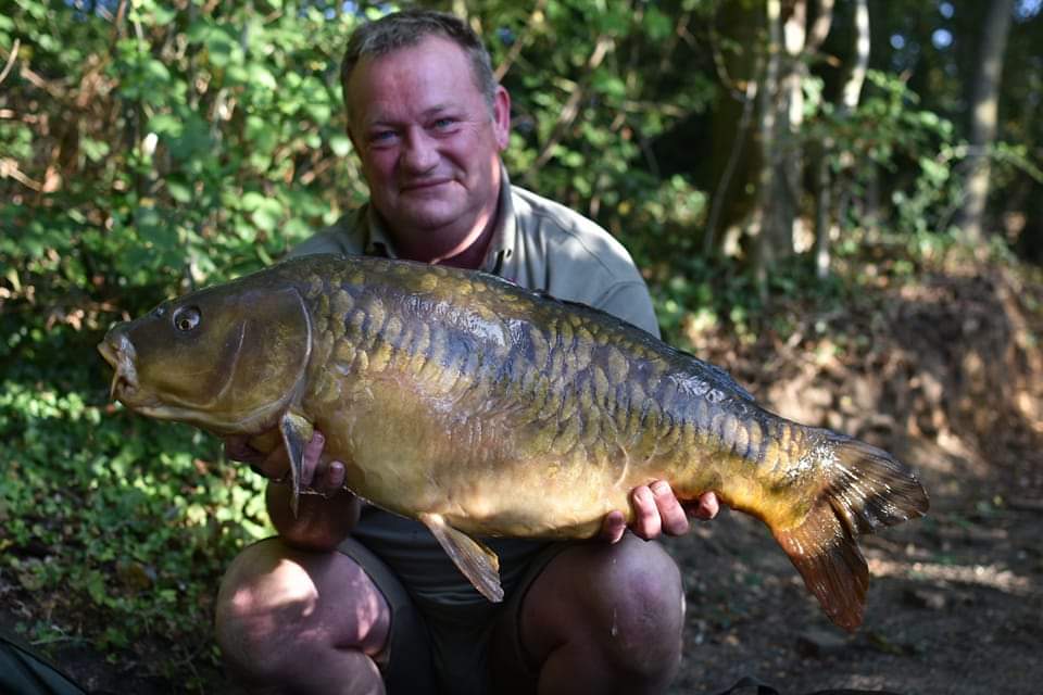MainlineBaits's tweet photo. Lovable Adam Thacker was over the moon when he landed "4 scale", the final one of the "A-team" from his local syndicate. A Cell Quad fished amongst Cell free offerings doing the business to help him finally complete his photo album!
#carpfishing #mainlinebaits https://t.co/QPFR2ni5zs
