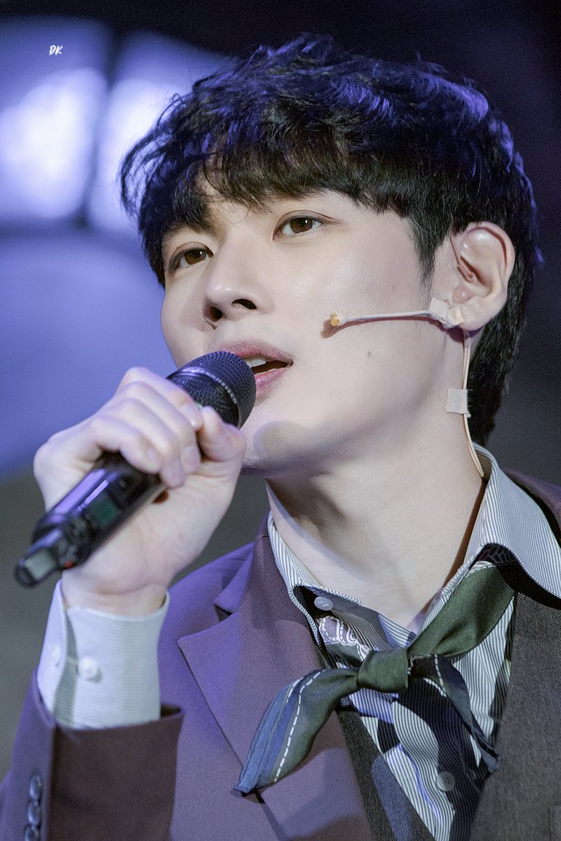 나챠 tweet media