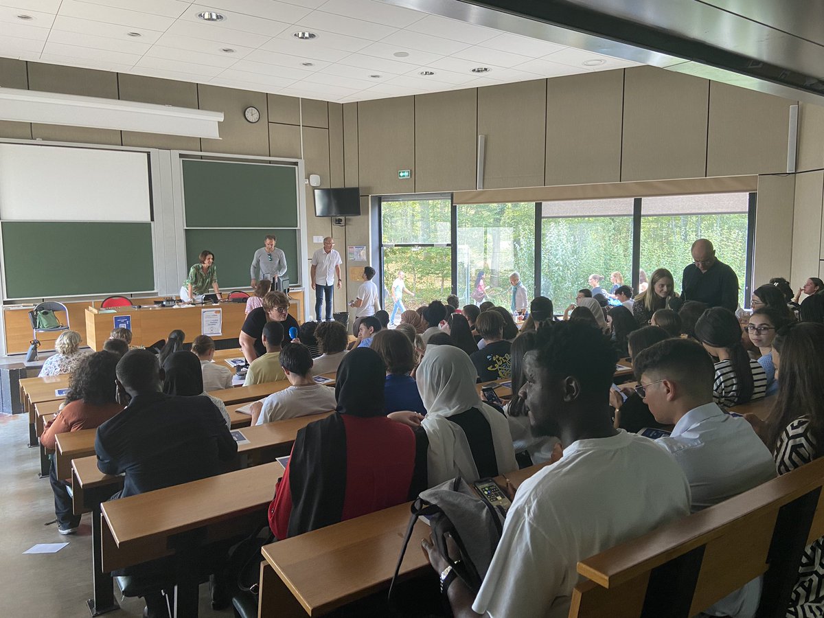 [Formation]
📢 Bienvenue aux 1️⃣0️⃣5️⃣ PREMIERS #etudiants orléanais inscrits en PASS 
(Parcours Accès Santé Spécifique)
L’<a href="/Univ_Orleans/">Université d'Orléans</a> leur souhaite une excellente rentrée ainsi qu’à tous les étudiants #Orleans #Bourges #Chartres #Chateauroux #Issoudun #Blois #ToursFondettes