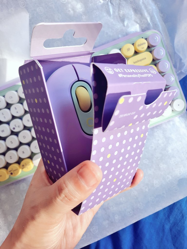 keisyuu113's tweet photo. I got my new toys 😍💓💕💖💘
#LogiPOP https://t.co/4PXzQBdzYN