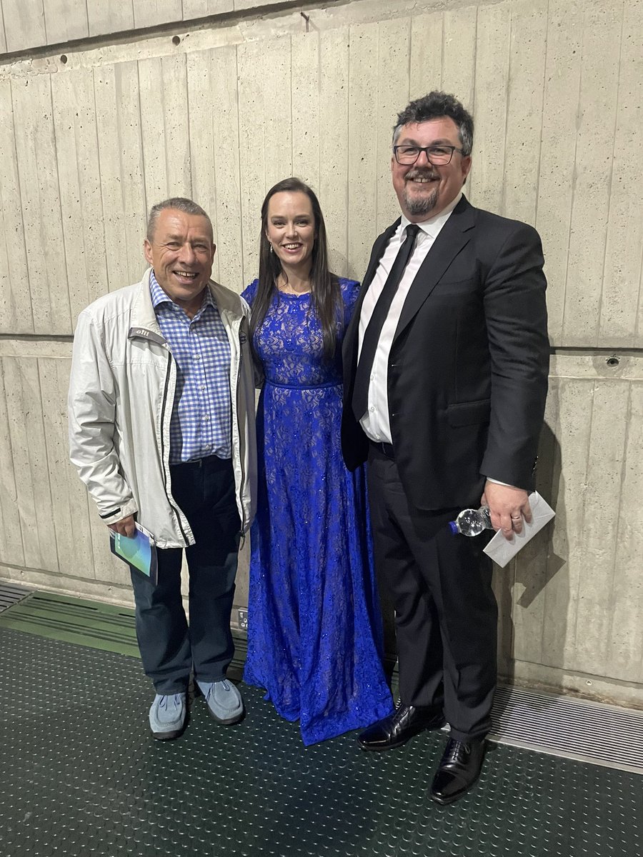 IrishMezzo's tweet photo. Huge congrats to @JJFroberger and his @UCDChoral on a fabulous concert with the @ICOrchestra as part of the Dun Laoghaire Organ recital series. It was brilliant to sing with Des again after many years, and to catch up with the legend that is #RoyGoodman ⭐️ https://t.co/8HDRH2cIGP