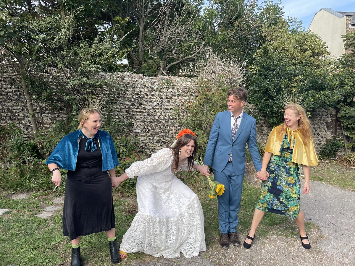 Nel Crouch tweet media