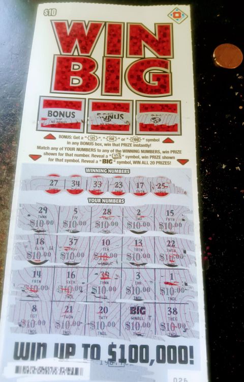 DCLottery's tweet photo. Kimberly J. played our Win Big scratcher and won the whole board! She picked up her winning scratcher from Washington Wine & Spirit Liquor Store at 1200 E St NW. Drop a 💰 if you want to win the whole board like Kimberly!!! #ItsFunToPlay #LotsOfPeopleWin https://t.co/0KzX8wZpTS