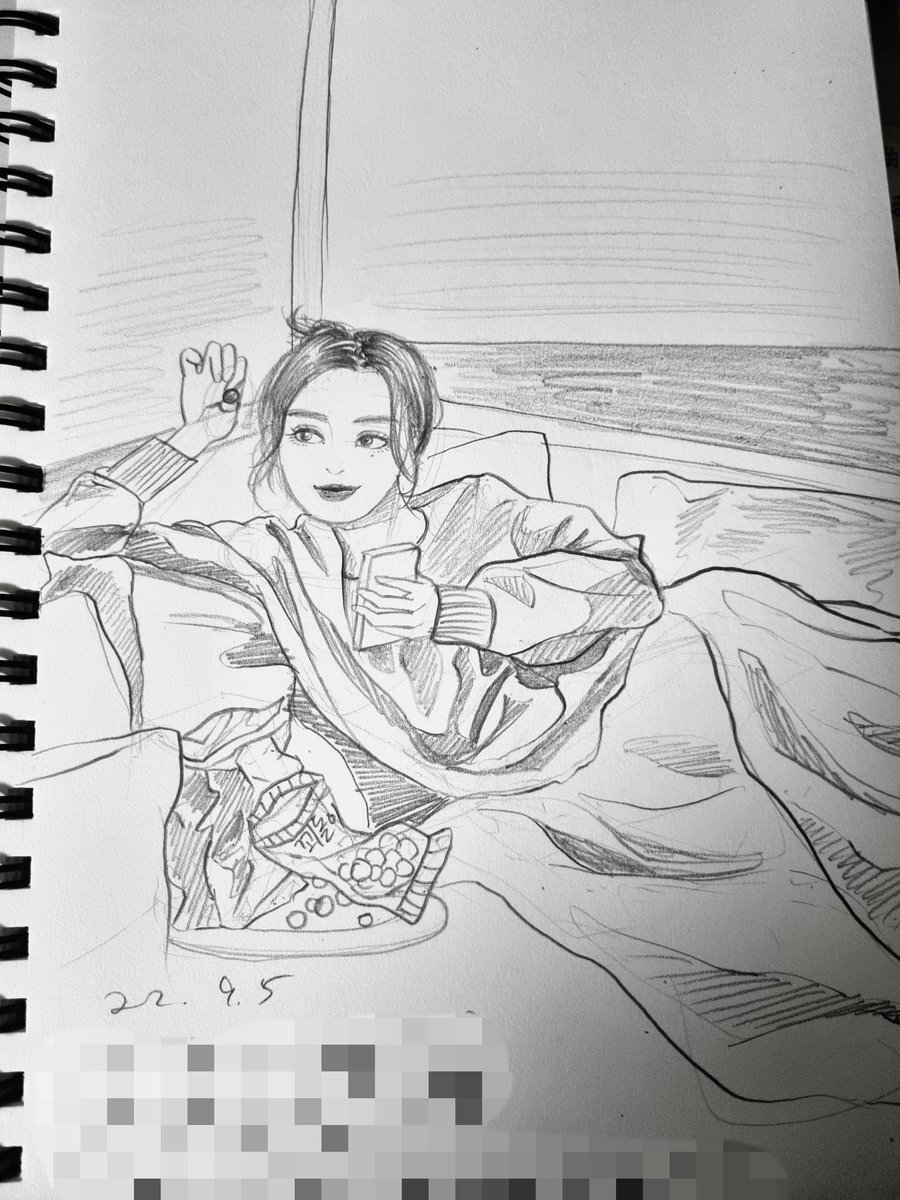 #수진아그렸다
22.9.5
날씨가 험하니 밖에 나가지 말고 집에서 재밌는거 보면서 과자먹고있기!