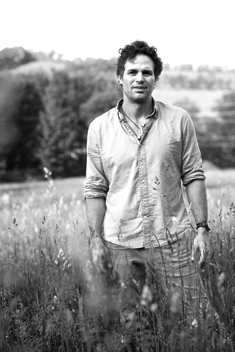 MarkRuffalo's tweet image. Take some time to unplug, go outside, and clear your mind. You deserve a little relaxation. Wishing you all a wonderful #LaborDay! ☀️🌾🍃
📸: cokewisdom2 (IG)