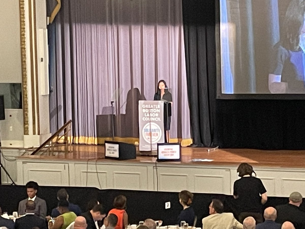 Boston Mayor Michelle Wu announces the creation of a new cabinet position, Chief of Workers’ Empowerment, which will be held by @OWDBoston’s Trinh Nguyen. Our congratulations to Trinh, our brilliant leader. #GreaterBostonLaborCouncil