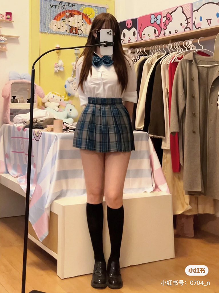 MawNova's tweet photo. #意淫 #射屏 #绿帽 #出卖 #女友 #绿帽奴 #肉便器  #丝袜 想到小骚狗前两天被别人上了 还有点兴奋刺激 上次做的时候满脑子都是她被别人摁在床上操的样子🥵🥵 https://t.co/k8EqkgKM4p