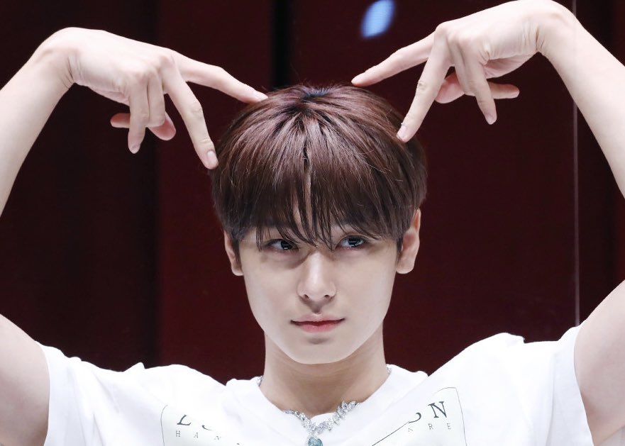 KISSYJEONS's tweet photo. ^•ﻌ•^ https://t.co/Y1ifbwWqNR