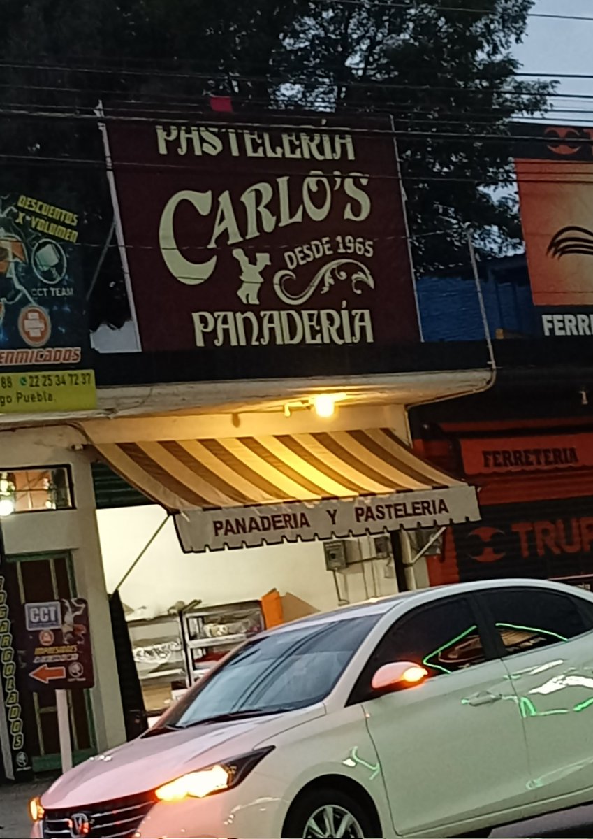 mari_sam's tweet photo. Wow... No sabía que ya tenía sucursal... 
🤭🤭🤭🤭 https://t.co/jNhPkc69pX