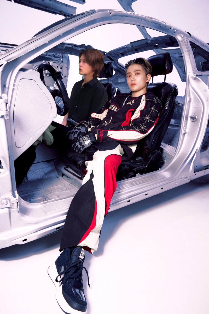 อย่าขับเร็วนะ พี่หนาว