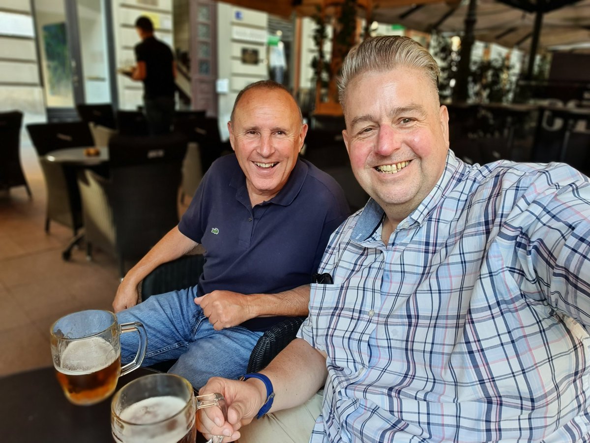 Slondoner's tweet photo. Cheers from Zagreb ๐ป #CFC #Chelseaontour https://t.co/5r9L1BI6Az