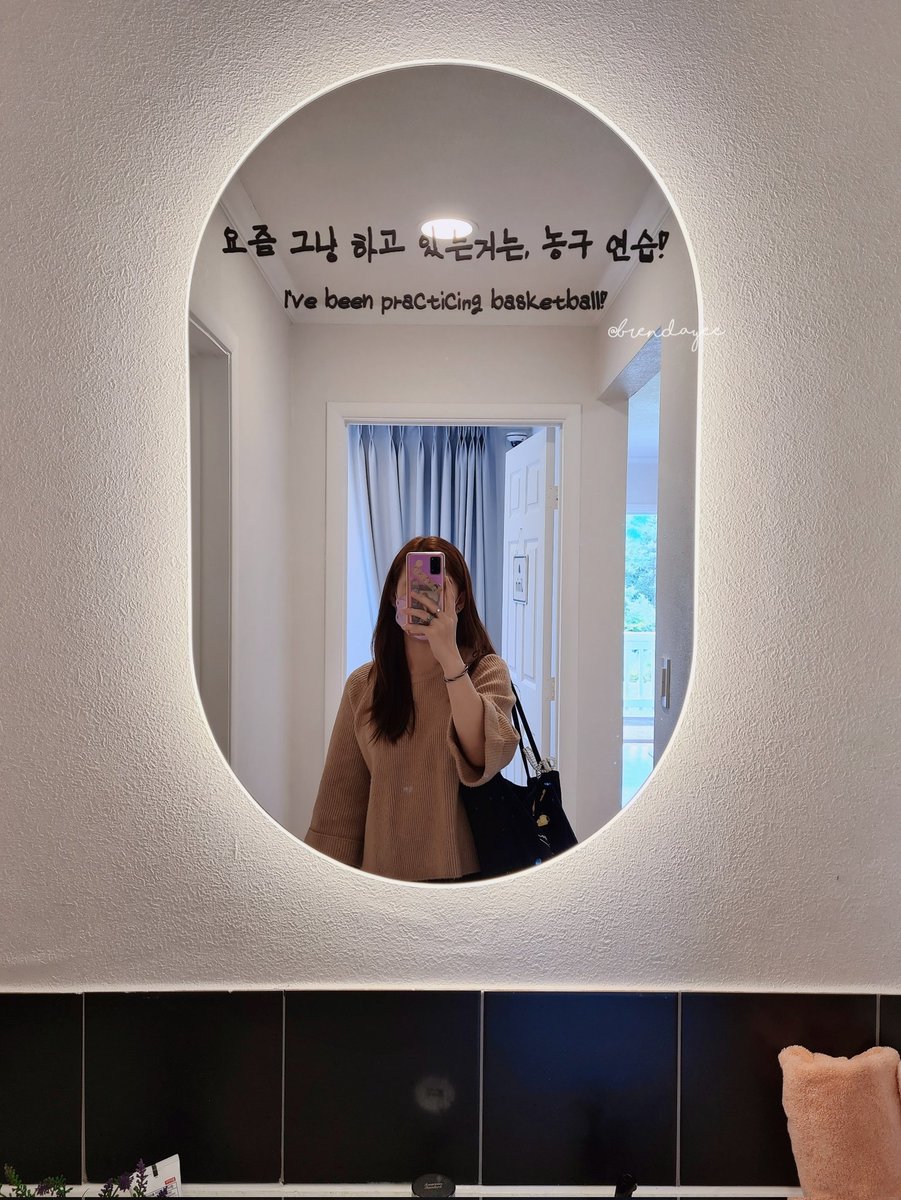brendayee's tweet photo. ๐ณIN THE SOOP: Phoenix Pyeongchang
์ธ๋์ฒ ์คํ
์ด:ํ๋์ค ํ์ฐฝ
Filming location Season 2
๋ฐฉํ์๋
๋จ ์ธ๋์ฒ ์์ฆ2 ์ดฌ์์ง ํฌ์ด
JIMIN's handwritten quotes in & around his room / house๐ฅ๐
#chimdaily #์นจ๋ฐ์ผ๋ฆฌ
#kimchidiaries #chimmyinseoul2022
#IN_THE_SOOP #BTS #IN_THE_SOOP_STAY https://t.co/tEstjIs3Zn