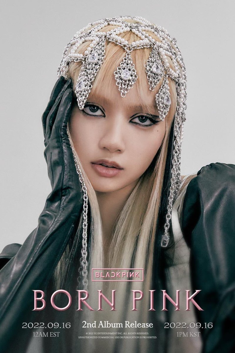 auroraa_ls's tweet photo. XÃ MẸ MÃI MẬN!!!😭🥵

LISA YOU ARE LOVED
#LALISA #LISA #MONEY https://t.co/sQel4S8xsz
