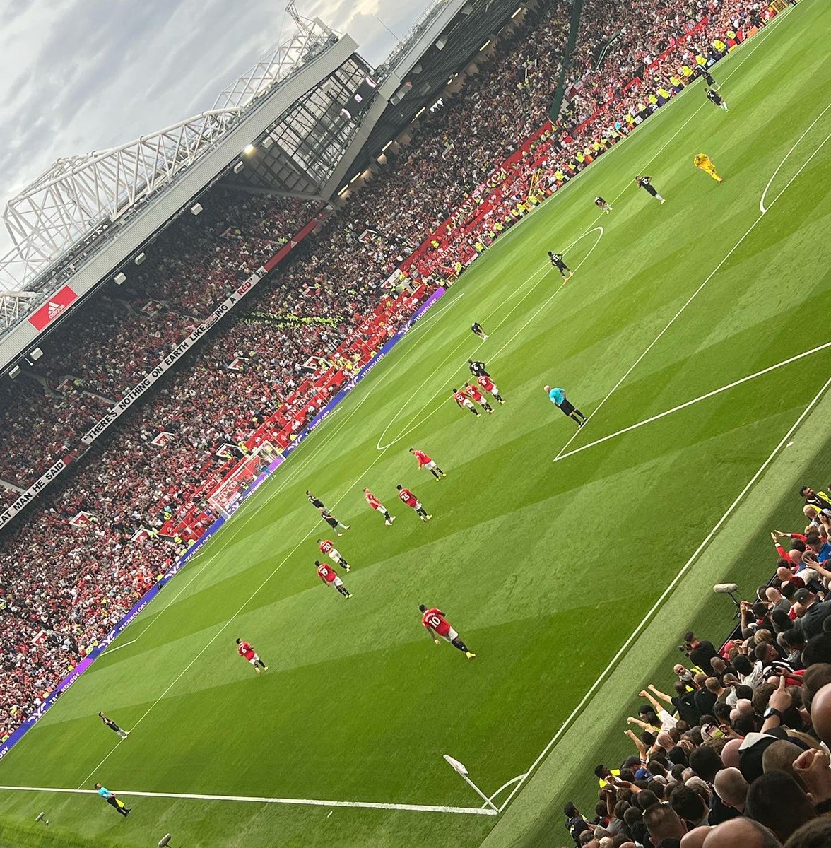 TesserasUK's tweet photo. A Lot Of People Enjoyed The Fixture Between Man United & Arsenal!
A Few Of Our Clients Also Took Photographs Of Themselves At The Game!
If You Want To See Your Favourite Team, Make Sure To Contact Us 📨
#MUNARS #Footballtickets #premieeaguetickets #PLtickets #OldTrafford https://t.co/y7MXSUSVtB