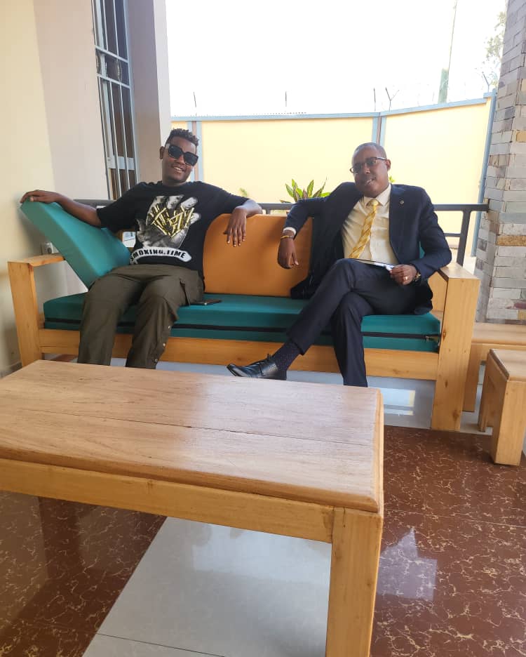 Mise au point Bruce Mélodie/ Avocat Conseil