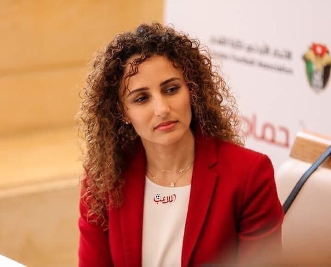 AlzoubiAhmad90's tweet photo. بسبب تصريحات الامين العام للاتحاد الاردني لكرة القدم الجماهير الاردنية غاضبة بسبب تصريح لها عن عقوبات بحق الفيصلي وهذا يُعتبر ليس من اختصاصها وصلاحياتها بل من أختصاص اللجنة التأديبية 

 #اقاله_سمر_نصار https://t.co/RFiXWRAtu6