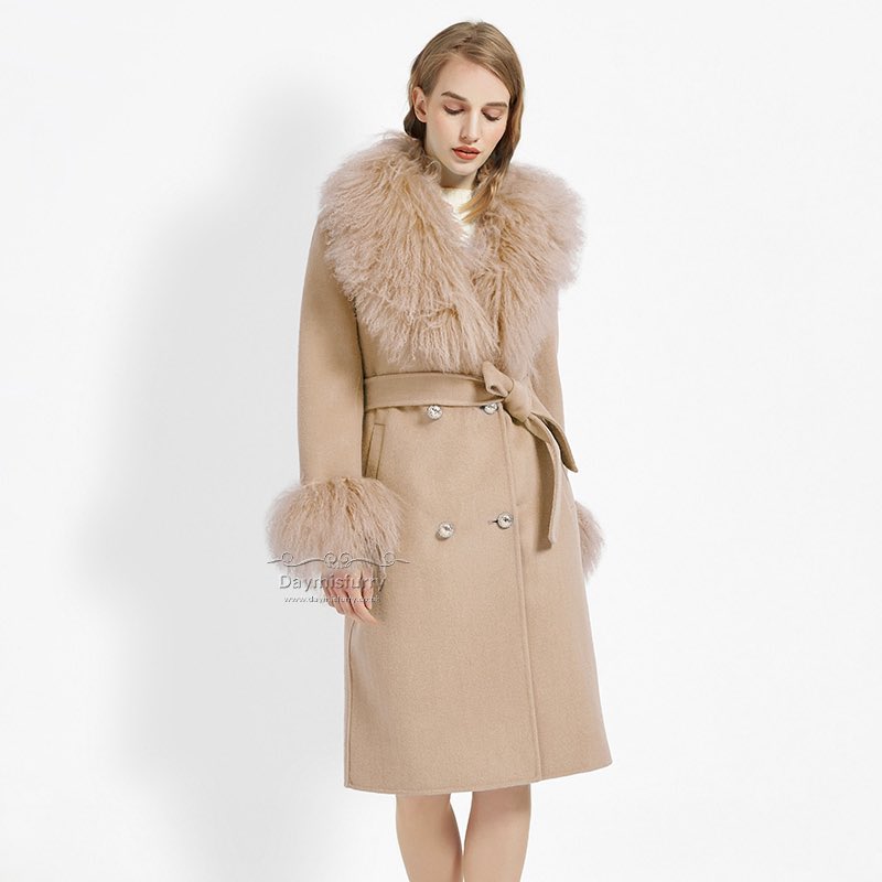 DAYMISFURRY's tweet photo. An essential piece of fashion for your autumn wardrobe. #cashmerecoat #cashmerejacket #ootd #fur #furcoat #furjacket #cashmere #womenswear #womenfashion #womenstyle #womenoutfit #ladyfashion #ladystyle #ladyoutfit #clothing #wardrobe #wardrobedesign #picofday #furcollar #furcuff https://t.co/OvrqHXpxs1