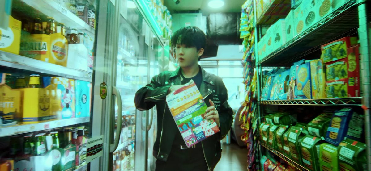 skz_stayskf's tweet photo. TENEMOS COMEBACK STAYYY!!! 💚🥰🤩

2022.10.07 FRI 1PM (KST) | 0AM (EST)

#StrayKids #스트레이키즈
#MAXIDENT
#StrayKidsComeback
#YouMakeStrayKidsStay https://t.co/8wbjyojsQY