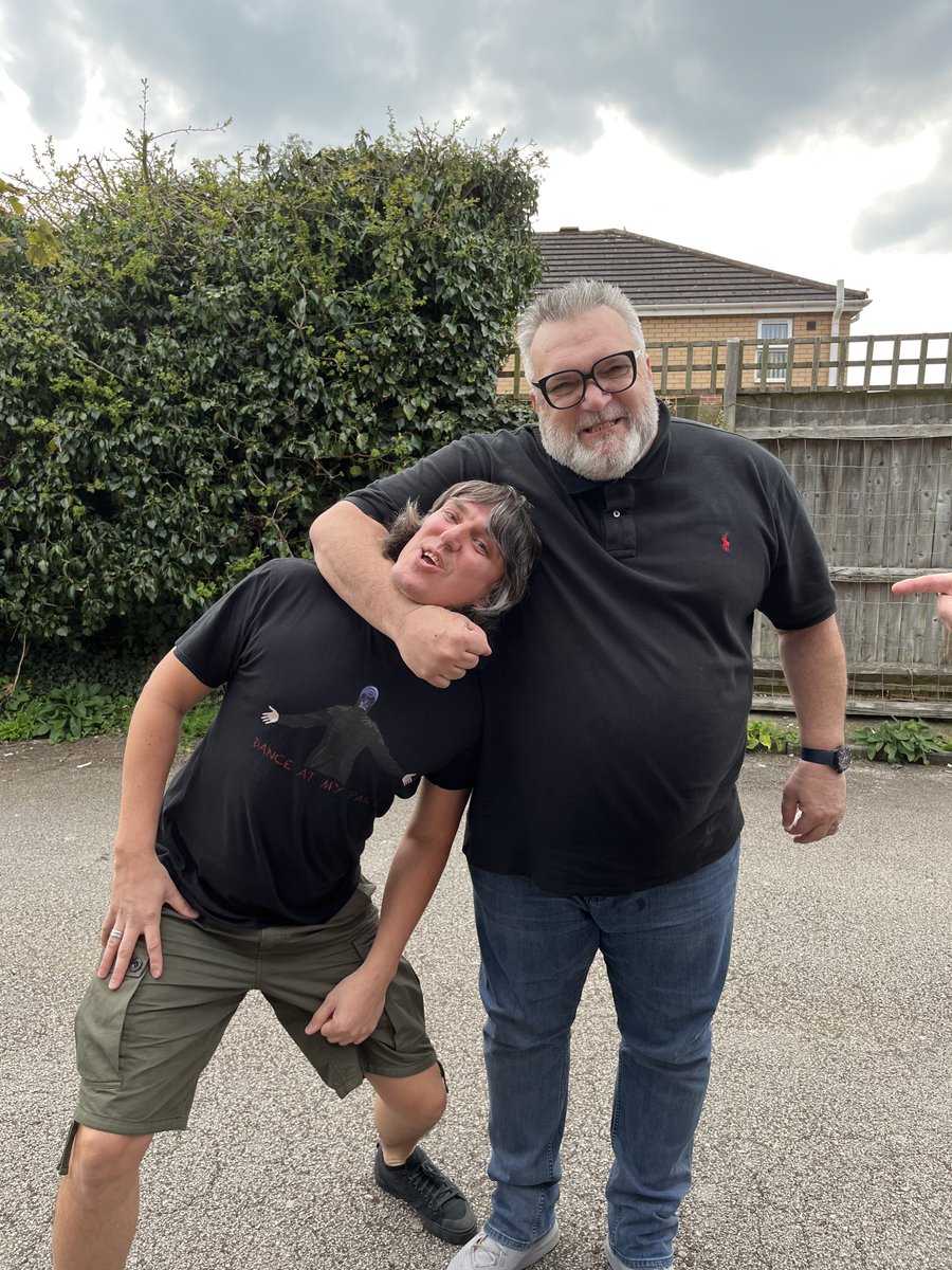 @RealRazor Could of done with VAR for when you got me in a Headlock pal 🙈😩🤣🤣🤣 BOOSH 😎🙌