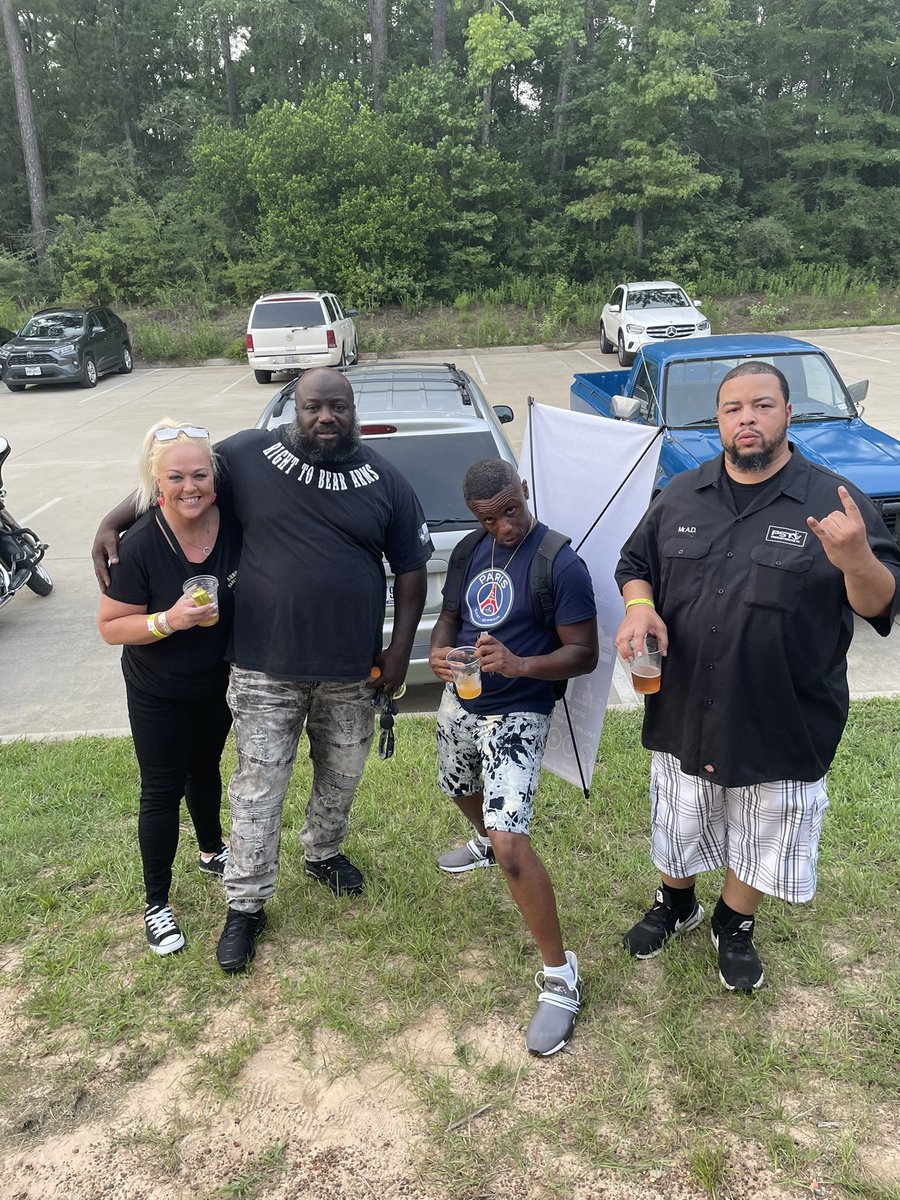ADProblemSolver's tweet photo. Yesterday, #ConroeTexas was lit🔥 
S/O @DJMichaelWatts and everybody for showing love🤘🏽🇨🇱 #HappyBirthday 1 more time @Dre_Key 🙏🏾🙏🏾💯💯 #Already #KingdomBiz #SwishaHouse #936MoVeMeNT 
#WalkByFaithGang👑 #RT @SameTeamHouston @ProblemSolverTV https://t.co/fjQtFf3Njv