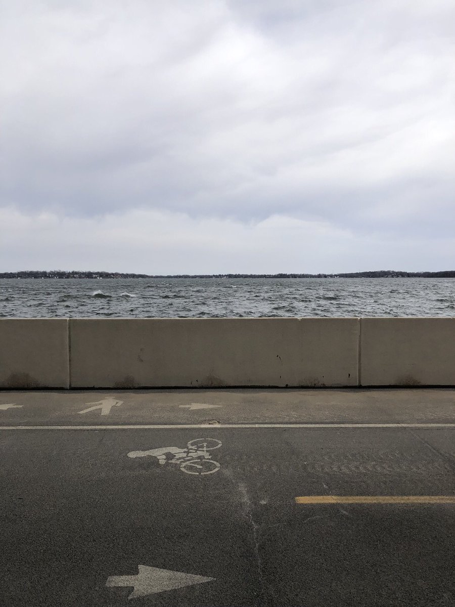 mpusto's tweet photo. @salimfurth Madison Cap City Trail. Goes by Lake Monona, lots of homes/businesses, Olbrich Botanical Garden, county parks. People walk, bike, roll. People fishing off it too. Plowed in winter for year round enjoyment https://t.co/hx6k3hiiUb