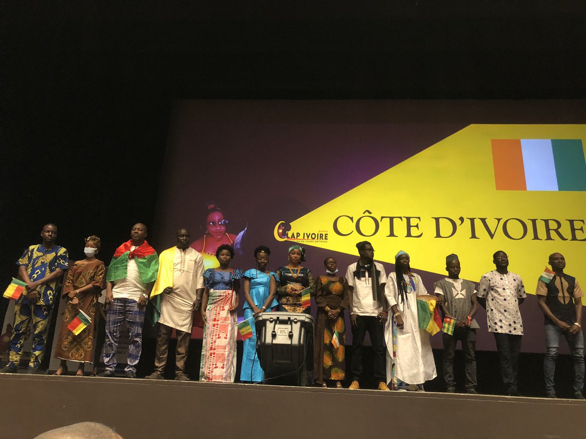 #CLAPIVOIRE2022
Je préside cet après-midi la 22e édition de ce concours du court-métrage dans sa version internationale.
La jeunesse sous-régionale de l <a href="/UEMOA_Officiel/">UEMOA_Officiel</a> est présente ce soir. 
#Cinéma 
#talents
#jeunesse
#CIV225
#FrançoiseRemarck