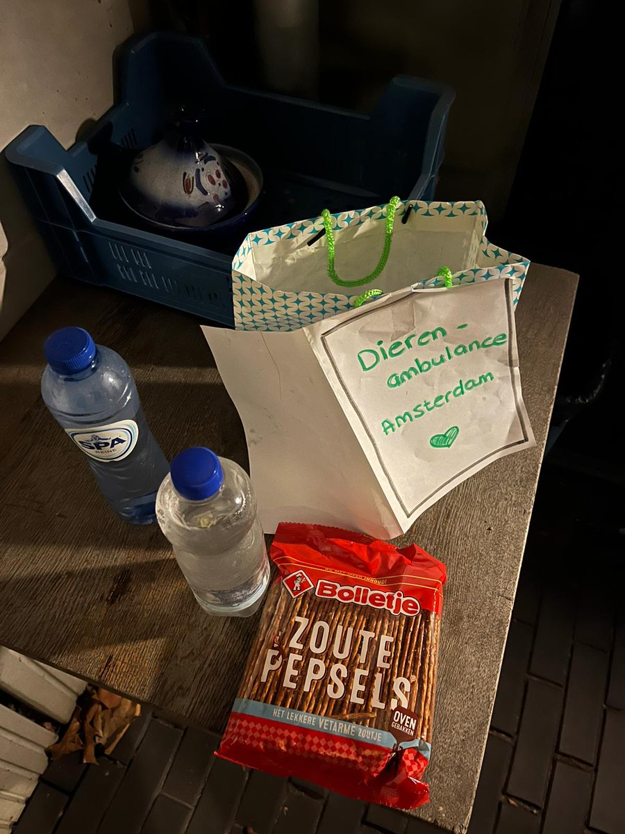 Dierenambulance Amsterdam tweet media