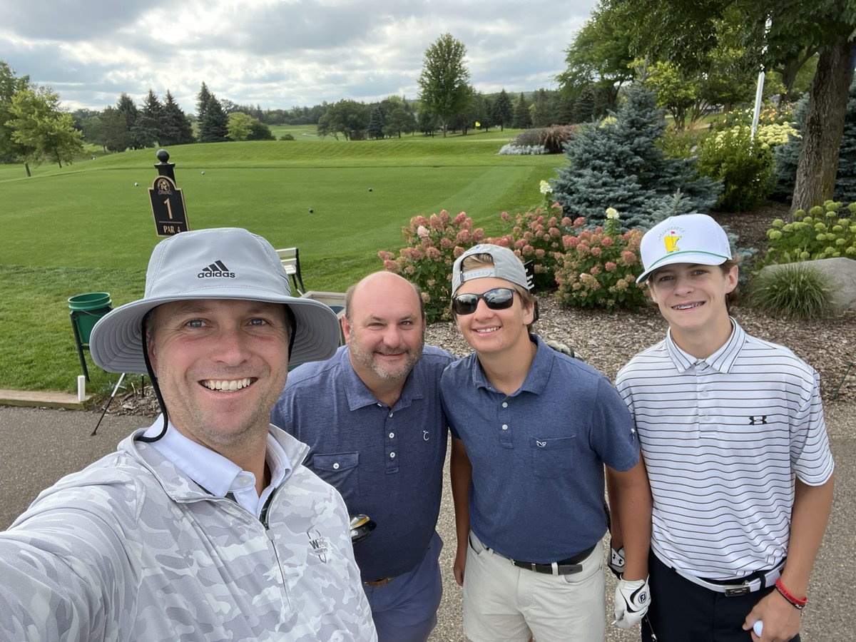 BNDSDAD's tweet photo. #THEMATCH https://t.co/dhnP30uIbH