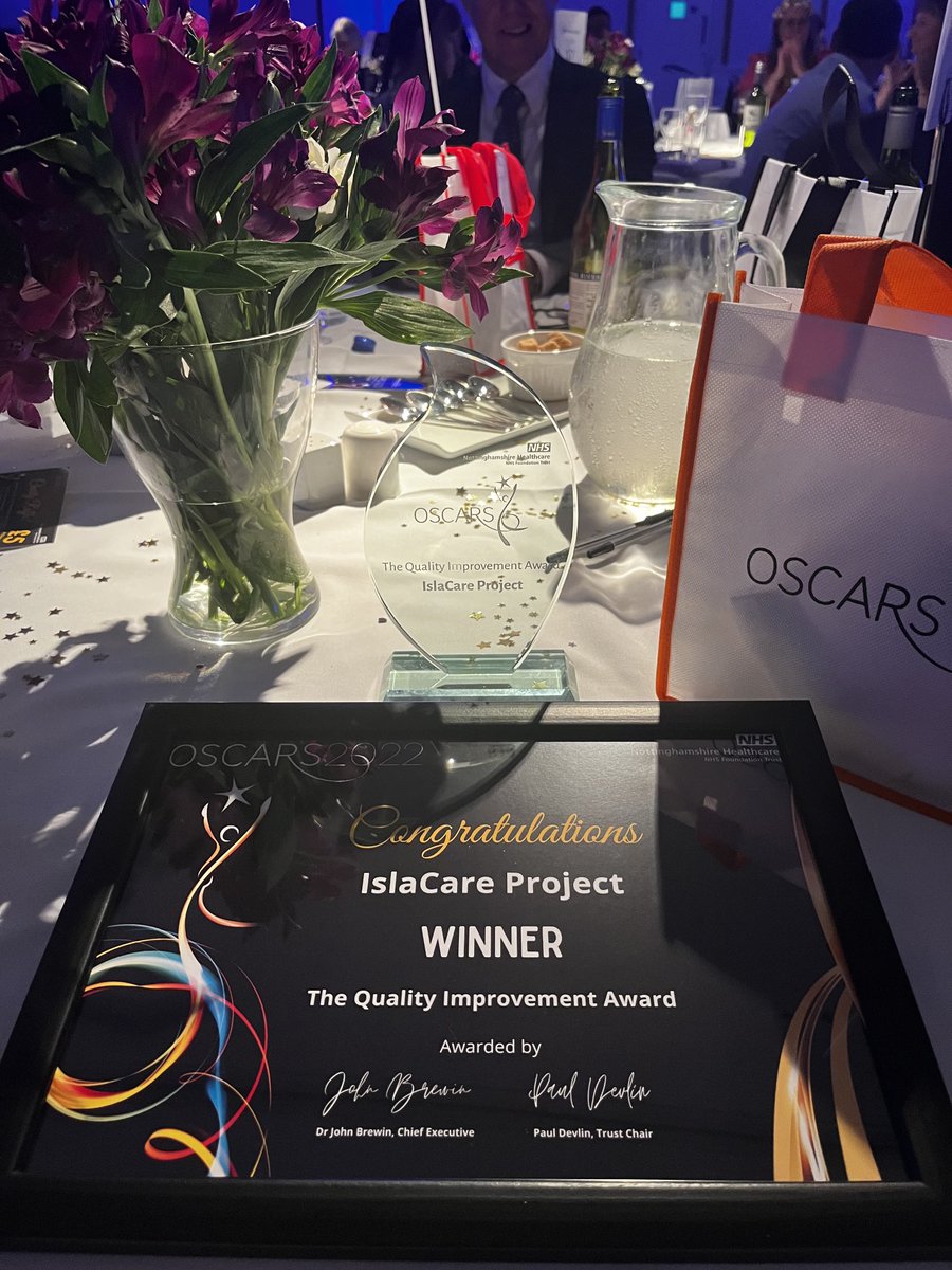 lee_claire1's tweet photo. Winners!!! #NottsOSCARS ⁦@southnottstroke⁩ ⁦@Islavisualcare⁩ ⁦@CookFrankie⁩ https://t.co/O3BrMh3yqx