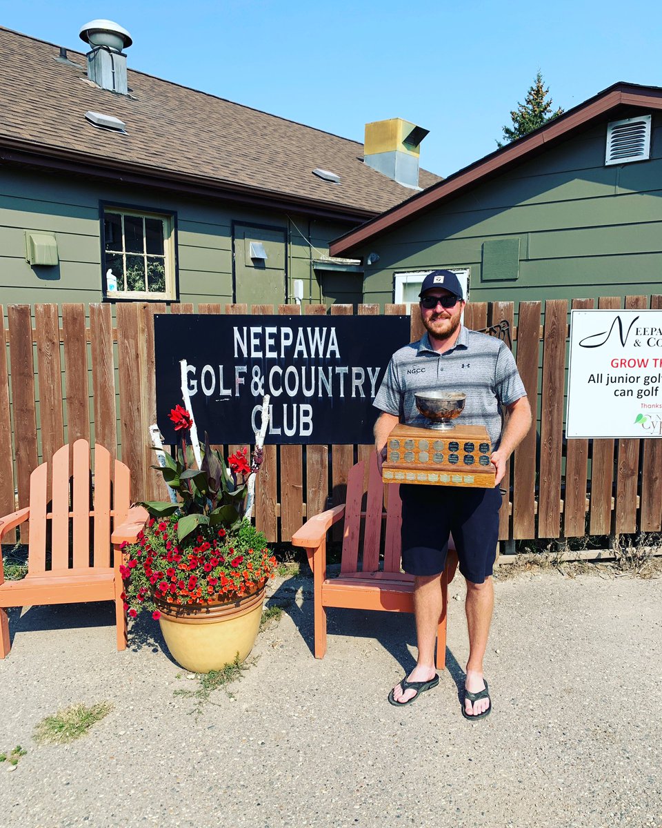 Mark Kerkowich out lasted Kolby Day to win his record tying 5th men’s Rosebowl Championship in the last nine years 

Other Flight winners:
G. Starr
A. Gwilt 
G. Hockin
P. James
C. Johnston
G. Barber
T. Lizotte
S. Plett
T. Fenning Cox

Thanks to everyone for a great weekend!