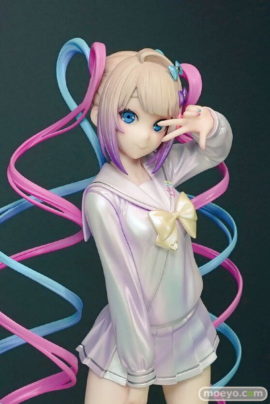 🌸 pink figures tweet media