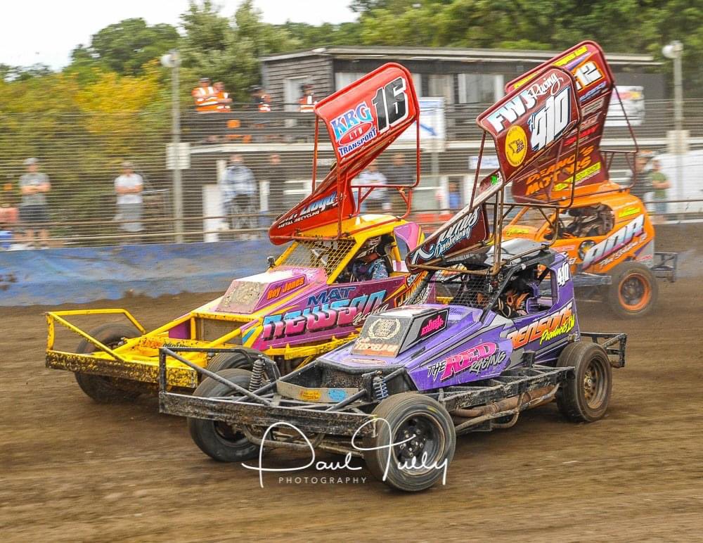 Incarace's tweet photo. Big BriSCA Brafield return!

Some excellent drivers are booked in for Sunday, including a certain 53 John Lund and some of the finest from the Mainland and beyond

KIDS GO FREE when purchased in advance via the link below👇

https://t.co/K47EZGyKHx

Racing starts at 12noon

📸PTP https://t.co/dTSpxnQVzY