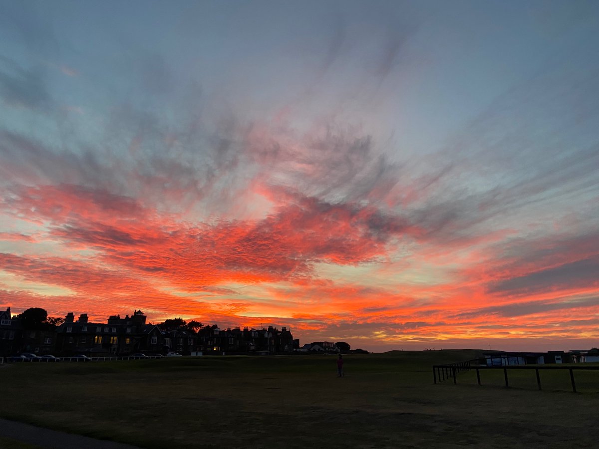 mr3pots's tweet photo. #sunset #beauty #scotland #wonderfulworld #naturephotography #scottishsky #colour #seaandsun #firth #mellow #reflection #sunsetsofinsta #northberwick https://t.co/vZRheBF7yN