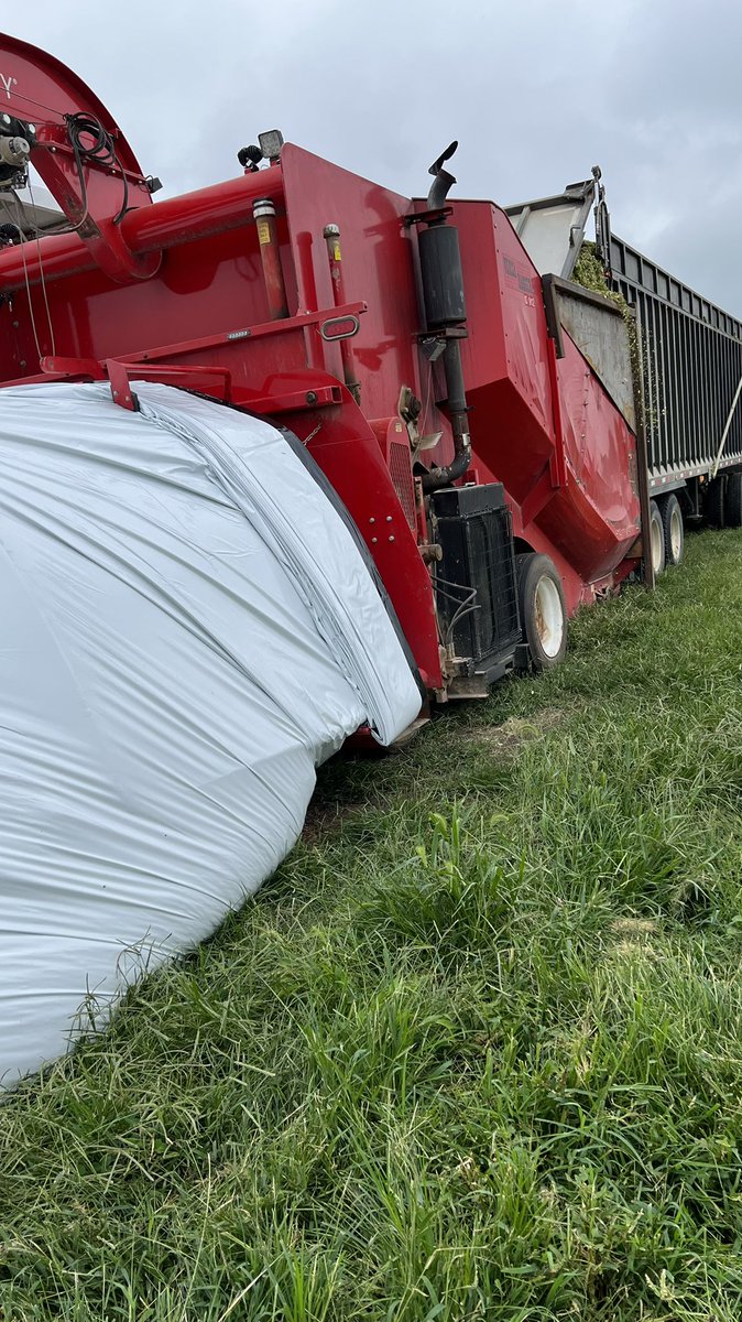 farm33's tweet photo. Happy Labor Day https://t.co/DdB836PxV1