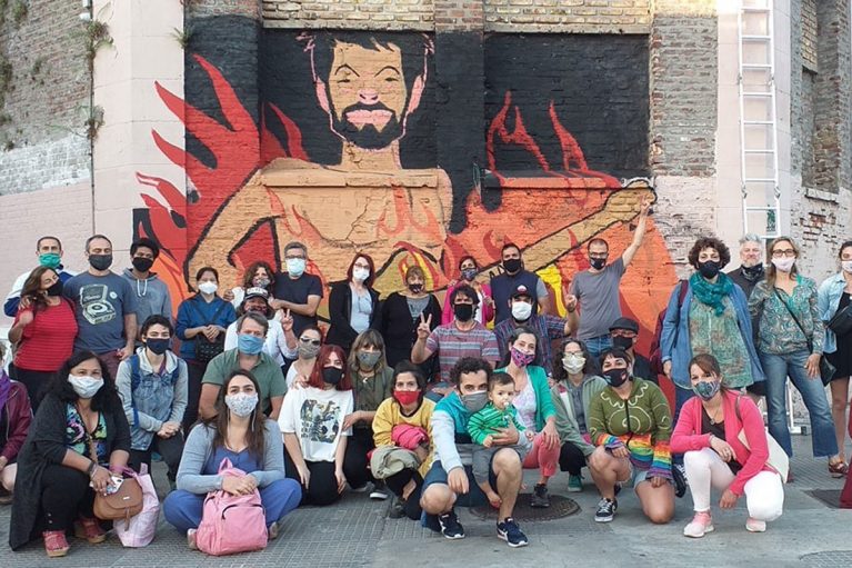 El Gobierno de la Ciudad tapó el mural en homenaje a al músico Gabo Ferro, declarado de Interés Cultural por la <a href="/legiscaba/">Legislatura CABA</a>, a raíz de un proyecto de mi autoría.

📃🏛️Hoy presenté una declaración de repudio, junto a legisladorxs de mi bloque: bit.ly/3RleuZF