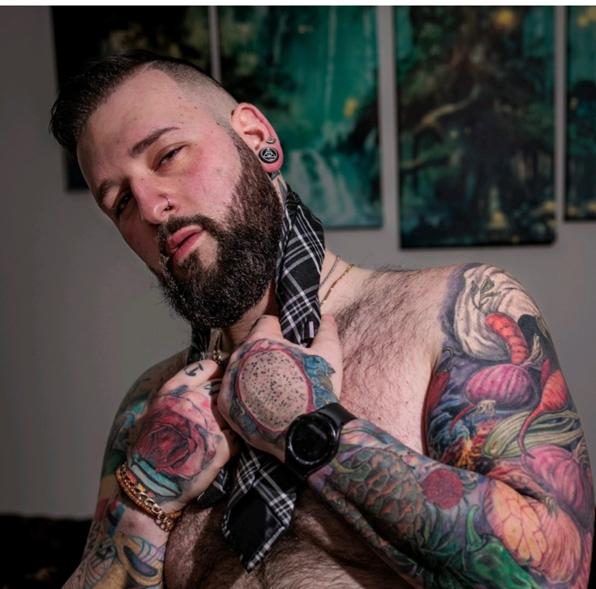 jaxhoffemyerr's tweet photo. If this tie could talk 🥵hit me up on OF https://t.co/rblckHozlv
#beards #DadBod #TattooedGuys https://t.co/ExX05OQFG2