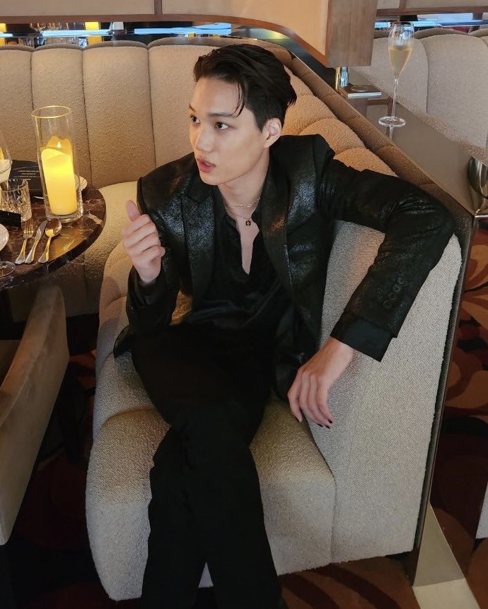94KD93's tweet image. KAI at YSL Beauty party in Parisβ¨π₯΅ #KAIxYSLBeauty