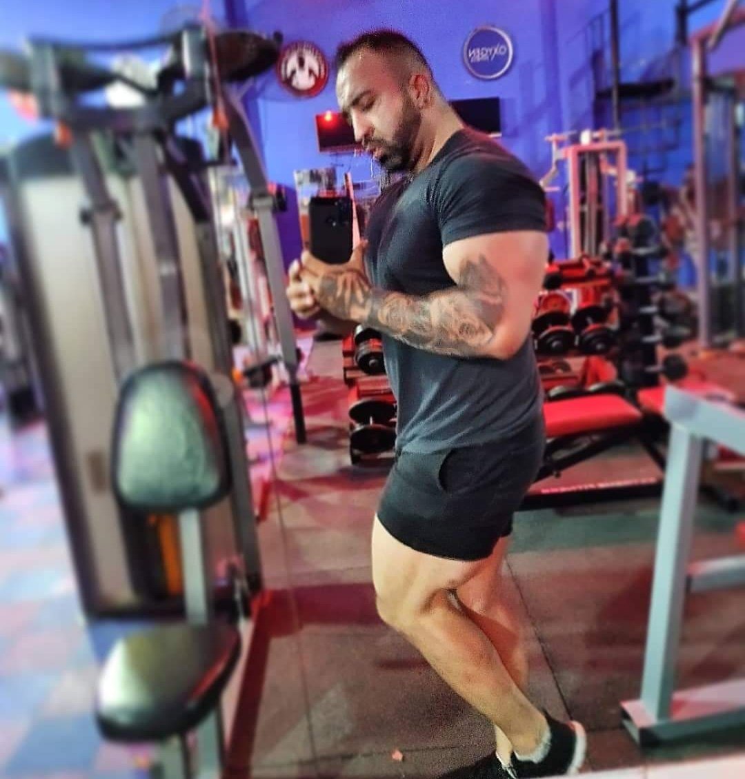 heteroadicto_pe's tweet photo. Quieren de este chico de gym? Dale like y RT y te lo envío al dm https://t.co/OHxmxMLwze