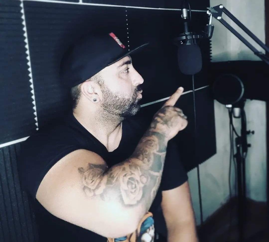 heteroadicto_pe's tweet photo. Quieren de este chico de gym? Dale like y RT y te lo envío al dm https://t.co/OHxmxMLwze
