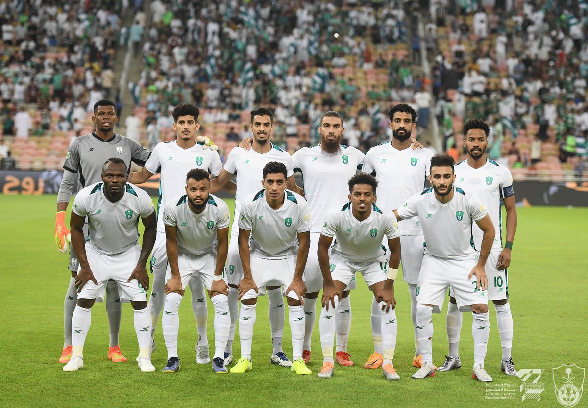 ALI_ALASMARI13's tweet photo. الحمدلله على كل حال وباذن الله نرجع لوضعنا الطبيعي نهاية الموسم وتستاهلون الفرح والله يكتبلنا الخير فيما هو قادم شكرا لكم ياجمهورنا💚 https://t.co/OqhZU0YJD8