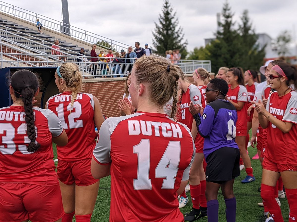 CentralWSoc's tweet photo. A big @CentralDutch thank you to the #DutchNation for their support today and this weekend! Loved seeing so much red in the crowds! #GoDutch https://t.co/xnPlWFhiyb