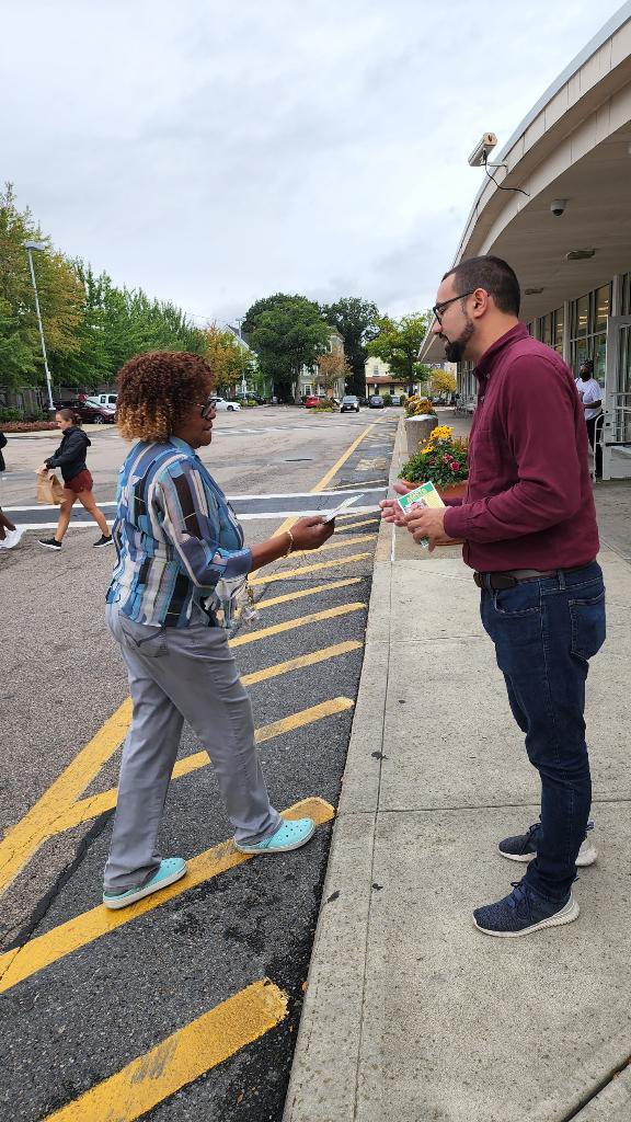 RicardoNArroyo's tweet photo. Working for every vote! 

Your vote will decide whether we move criminal justice forward or continue to regress. 

Please make your voice heard at the ballot box! https://t.co/DuKnOed8Or