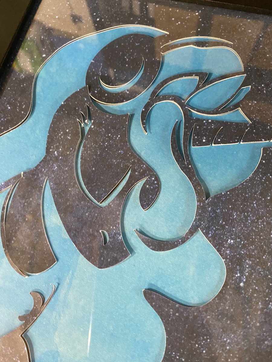 SamohtLion's tweet image. New Luna paper art #brony #papercraft #papercutdesign #papercuttongdesign #papercutting #papercuttingart #paperartworks
