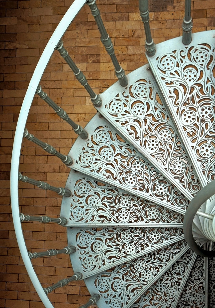 KevinMartelli's tweet photo. This wrought iron staircase is guaranteed to make anyone who uses it fashionable.

Kevin Martelli, PARKS
Affiliate Broker, Realtor
(615) 358-8468 https://t.co/C38uQ8aCEZ https://t.co/FtRlDnNhxW