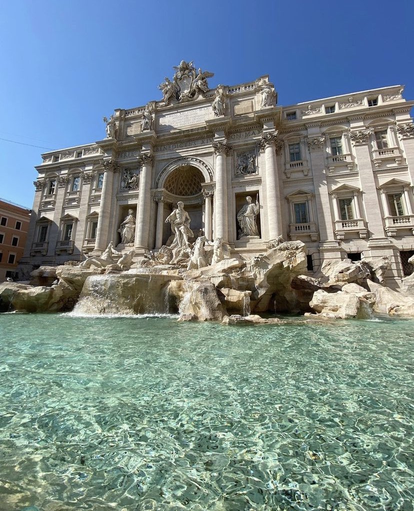 viewwporn's tweet photo. Rome italy 🇮🇹 https://t.co/HMGvyoUEdz