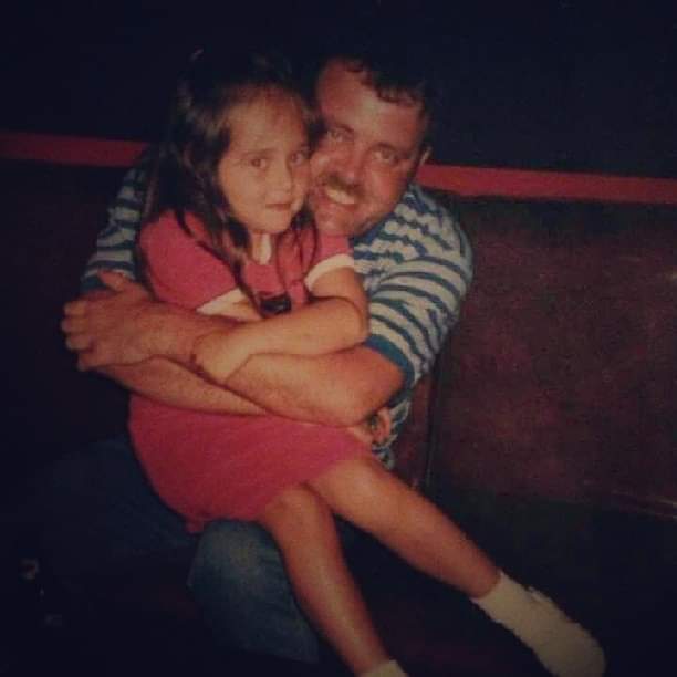 alouise_93's tweet photo. @TharushaGunawa4 Picture for reference. 24 years difference. The squeeze is still the same โค๏ธโค๏ธโค๏ธ#dadsofdaughters https://t.co/dKYBhpLKgv