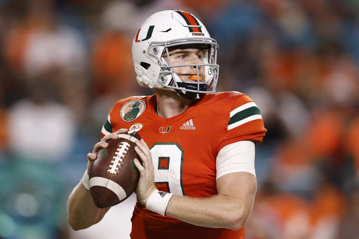 RookieWatxh's tweet photo. Miami Hurricanes QB and 2023 NFL Draft prospect Tyler Van Dyke logged a passer rating of 223.8 in week one. 

Fourth best in all of CFB 👀 https://t.co/oxFWWofb2t